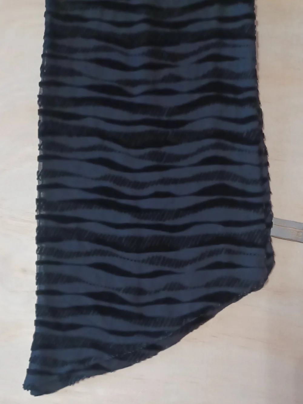 Elaine Gold Collection XIIX Velvet Burnout 56×10 Rayon Silk Oblong Scarf Black